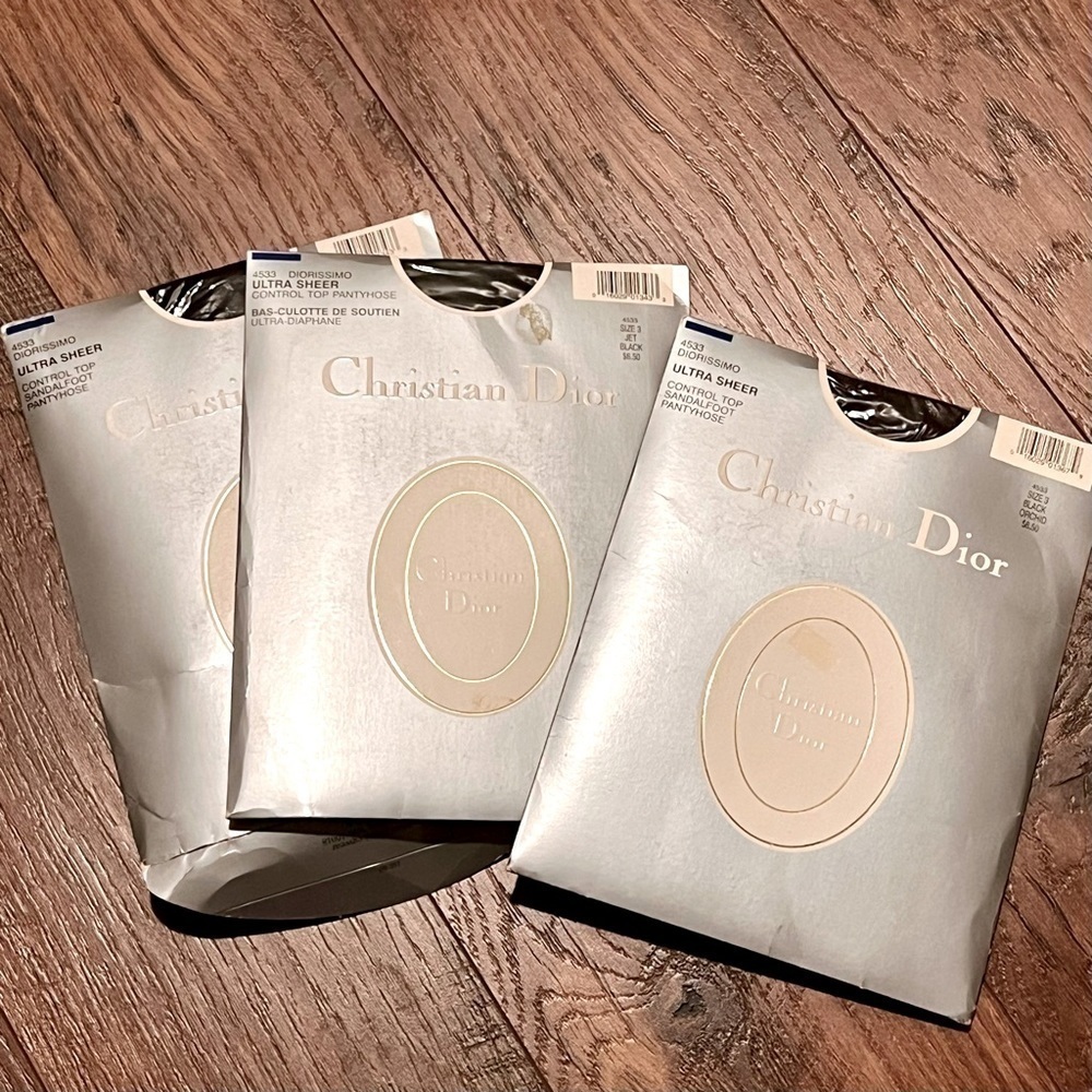 CHRISTIAN DIOR 3 pack vintage Diorissimo pantyhose. Black Orchid Size 3 - Picture 1 of 7